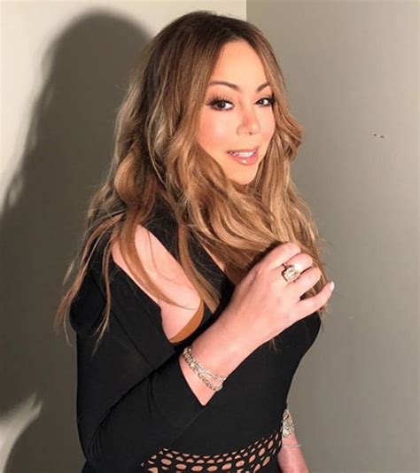 Mariah Carey Obsessed With Stripping Off Singer Teases Nude Body Flash In Sexy Picture Daily Star