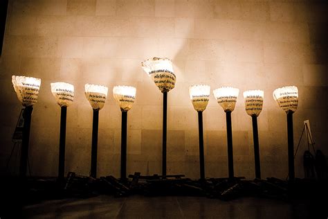‘universal Menorah Lights Up Museum Of Fine Arts For Hanukkah Jewish
