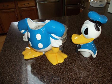 Donald Duck Cookie Jar Disney Direct Very Large Cookie Jar 64069