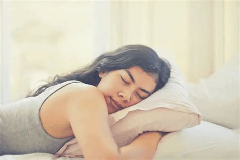 30 simple tips to fall asleep faster [complete guide]