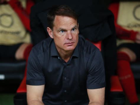 Op 29 oktober 2002 speelde enke kwam na zeventig minuten als vervanger van de geblesseerd geraakte eerste doelman roberto bonano in het veld. Frank de Boer named new Netherlands coach | The Independent