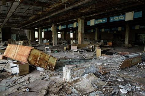 Photos Show Abandoned Chernobyl 30 Years After Nuclear Disaster