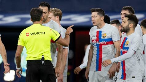Robert Lewandowski Can Face Espanyol After His Suspension Is Suspended