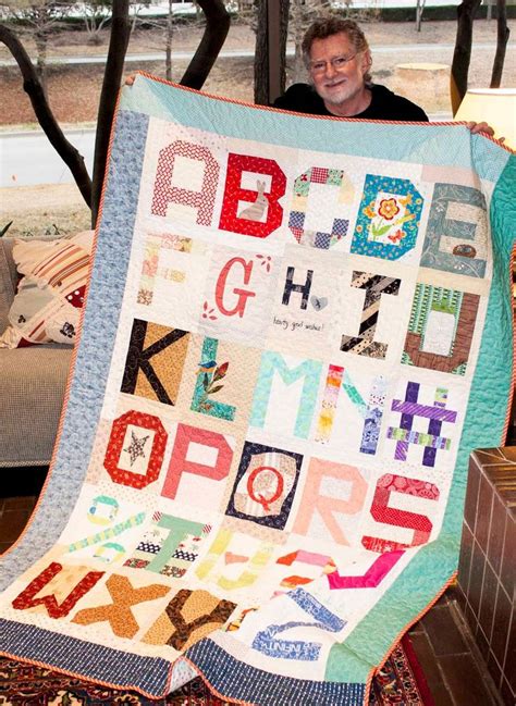 Be sharing a free pattern for each block of the alphabet quilt over . 1000+ images about Alphabet Quilts on Pinterest | Tags, Hexagons and ...