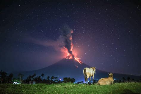 10 Amazing Photos Of The Mayon Eruption Pinoykawayan Pinoy Trend