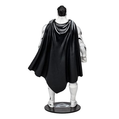 Mcfarlane Toys Unveils 3000 Piece Sketch Edition Superman Figure