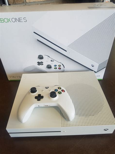 Microsoft Xbox One S Console 1tb 1681 Buya