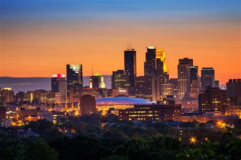 Minneapolis Skyline At Sunset Minneapolis Skyline Minneapolis