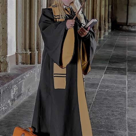 Hufflepuff Uniform ຊ 𝙙𝙞𝙯𝙩𝙝𝙚𝙢𝙤𝙣𝙨𝙩𝙚𝙧 Harry Potter Outfits Hogwarts