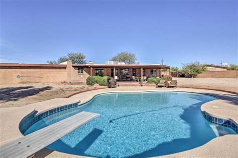 House In Tucson W Patio Pool And Mountain Views Updated 2019