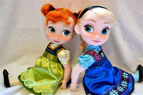 The Doll Grotto Disney Store Anna And Elsa Toddler Dolls Disney