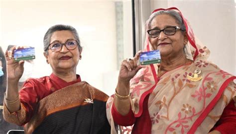 First Metro Rail Journey Of Pm Sheikh Hasina And Sister Sheikh Rehana