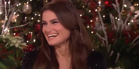 Video Idina Menzel Stops By Ellen To Talk Uncut Gems Her Hollywood