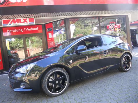 Auch bei der höchstgeschwindigkeit setzt der astra opc neue maßstäbe, mit 250. Opel Astra OPC XS5 Reifen Koch GmbH - Schmidt Felgen
