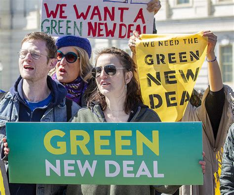 Infographic What Is The Green New Deal Greenpeace Canada