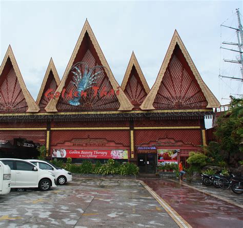 Entry to the market is free as it is open to all on batu ferringhi beach. Visiting Georgetown Penang and Batu Ferringhi
