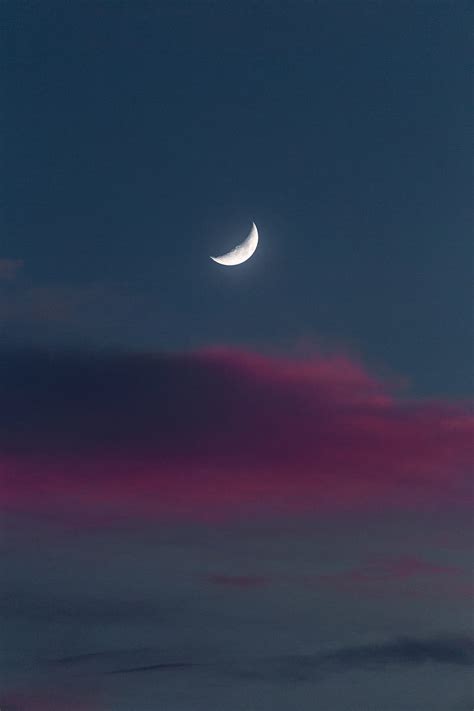 Share 85 Crescent Moon Wallpaper Iphone Vn