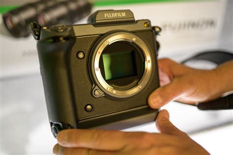 Cine Gear Fujifilm Gfx100 Medium Format Camera With A 100mp Sensor
