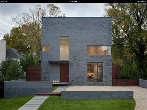 Simplistic modern design | Cinder block house, Concrete block house