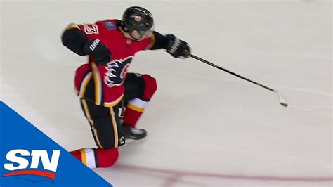 Johnny Gaudreau Puts In Ot Winner As Flames Complete Rally Against Flyers Youtube