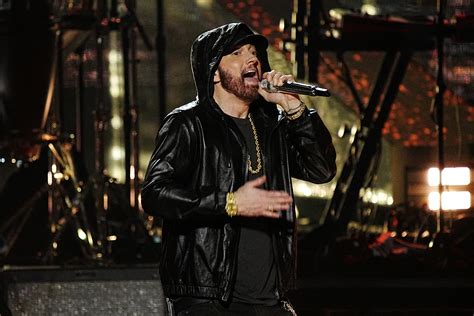 Eminem Envoie Un Message Aux Lions De Détroit Après Le Coup Du Super