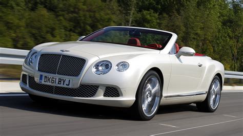 However, if you look closer you will find out that the side windows are longer and the beltline is a little higher. 2011 Bentley Continental GT Convertible - Wallpapers and ...
