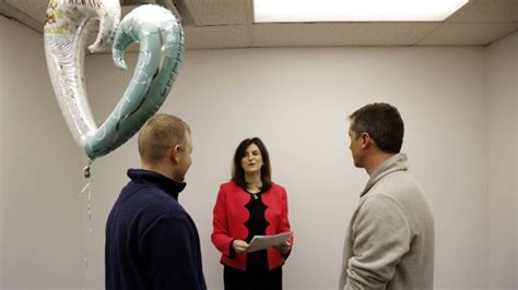 Feds Will Recognize Michigan Same Sex Marriages