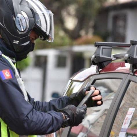 Lista Foto Carros Mal Estacionados En La Calle Lleno