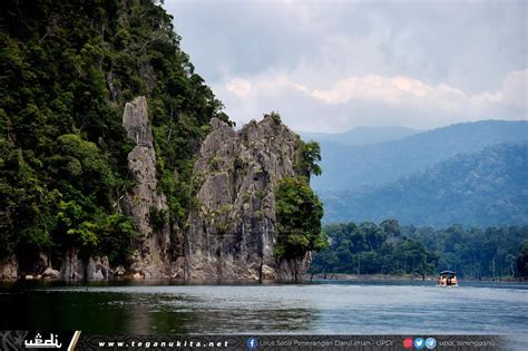 Bagaimanapun, pakej agropelancongan perlu mendapat sokongan daripada kementerian pelancongan malaysia, seperti menyeranaikan pengusaha agropelancongan yang beramanah dalam laman web kementerian. Bajet 2020 : Peruntuk RM14.5 Juta Bagi Rancakkan ...