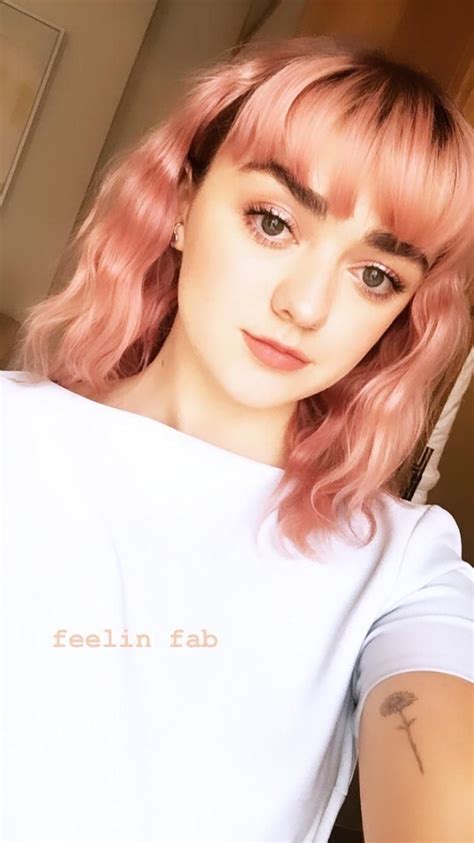 Feeling Fabulous Maisie Williams Pink Hair Hair Today