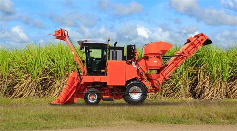 Sugarcane Combine Harvester Gq D Hp Kw