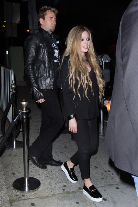 Avril lavigne og milliardærkjæresten phillip sarofim splittes etter 1 år for dating. Avril Lavigne, Chad Kroeger - Avril Lavigne Photos - Avril Lavigne Likes a Little Wine with Her ...