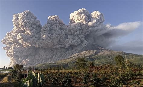 Indonesias Mount Sinabung Volcano Spews Ash Into Sky
