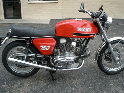 Classic Roundcase 1972 Ducati 750gt For Sale Classic Sport Bikes For
