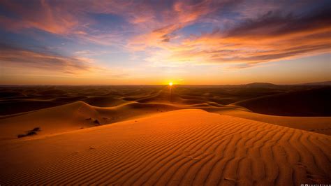 Download wallpaper images for osx, windows 10, android, iphone 7 and ipad. Beautiful Sunset in Desert 4K Wallpaper | HD Wallpapers