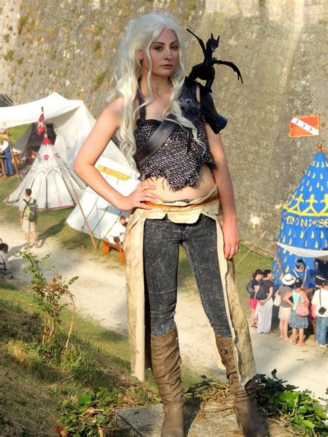 All hail daenerys targaryen, mother of dragons. Daenerys Targaryen Dothraki Version by memoire-hana | Khaleesi costume, Daenerys targaryen ...