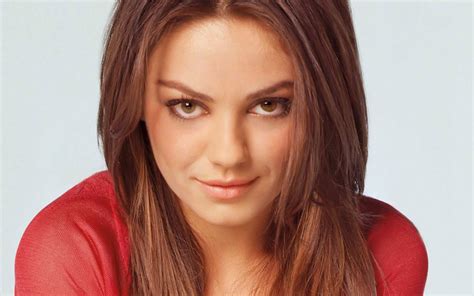These mila kunis beautiful feet images are simply astounding and are sure to make you fall head so get comfortable, as you feast your eyes and satisfy your craving for feet and legs, through this. sexy images