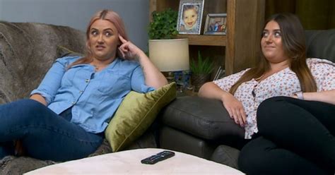 Gogglebox Ellie And Izzi Warner Look Like Twins In New Photo Liverpool Echo