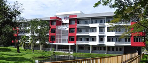 Pada bulan mac yang lepas, fakulti sains menerima kunjungan daripada universiti negeri yogyakarta (uny) yang melaksanakan program mobiliti ke universiti putra malaysia (upm). UPM : FAKULTI SAINS KOMPUTER DAN TEKNOLOGI MAKLUMAT