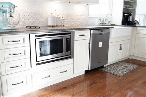 See more ideas about kitchen remodel , kitchen remodel. Get Ideas for Remodeling your Kitchen in 2020 — REMCON ...