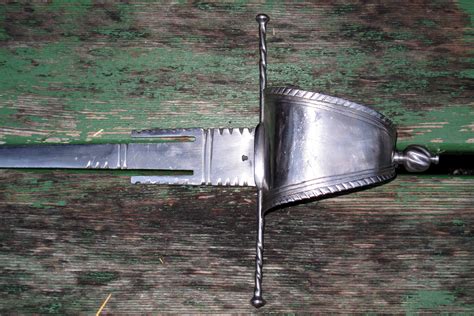 Find costumes and weapons from assassin's creed i & ii, like this sword breaker dagger, at museumreplicas.com. Parrying dagger | Military Wiki | Fandom