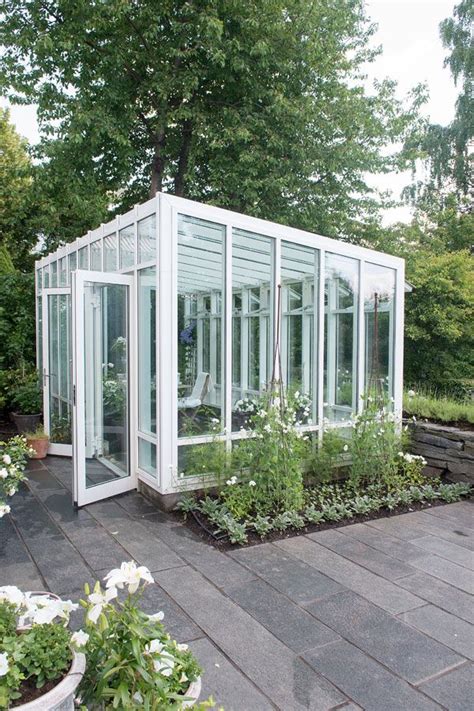 Flat Roof Greenhouses Modern Houses