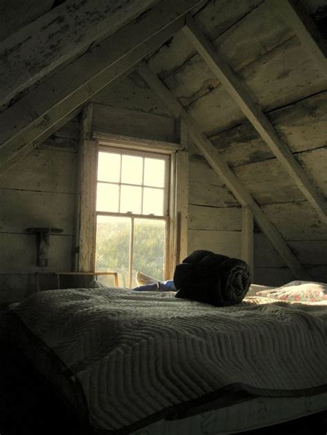 30 Cozy Rustic Attic Bedroom Ideas The Urban Interior Attic