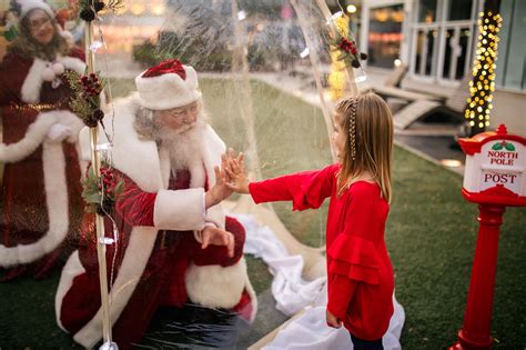 It Wont Be A Year Without A Santa Claus As Malls Turn To Portable