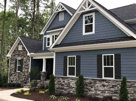Best Exterior Paint Trends 2021 Blue Grey Color House House Exterior
