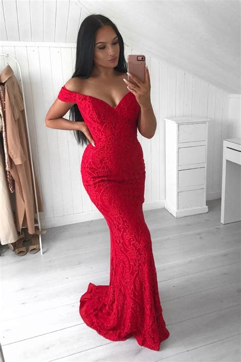 2019 Elegant Off The Shoulder Prom Dress Lace Red Mermaid Formal Gown