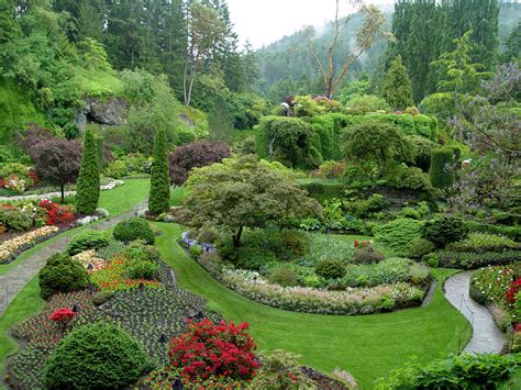Find a local garden designer or landscape architect to help with your project. Garden Housecalls - West