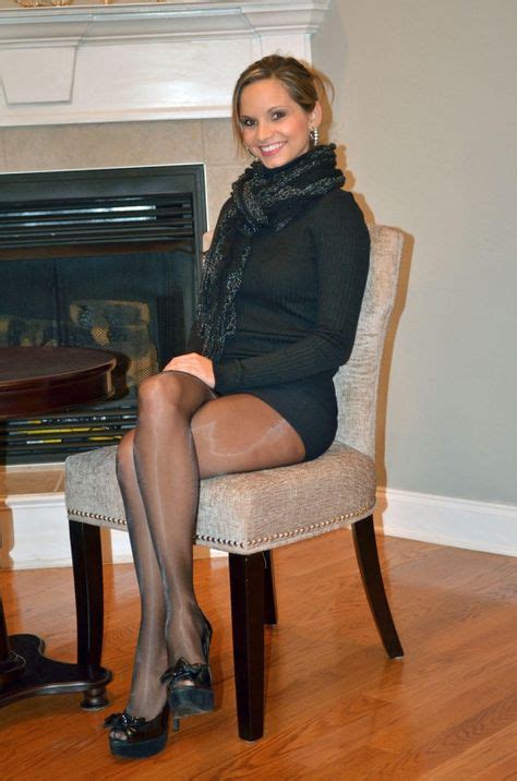 Hot Dressed Women Candid Pantyhose Legs Stockings Legs Sexy Legs