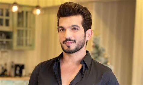 Naagin Colors Tv Serial Cast Timings Story Real Name Wiki And More