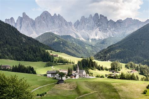 Découvrir Les Dolomites En Italie Santa Maddalena Un Des Plus Beaux